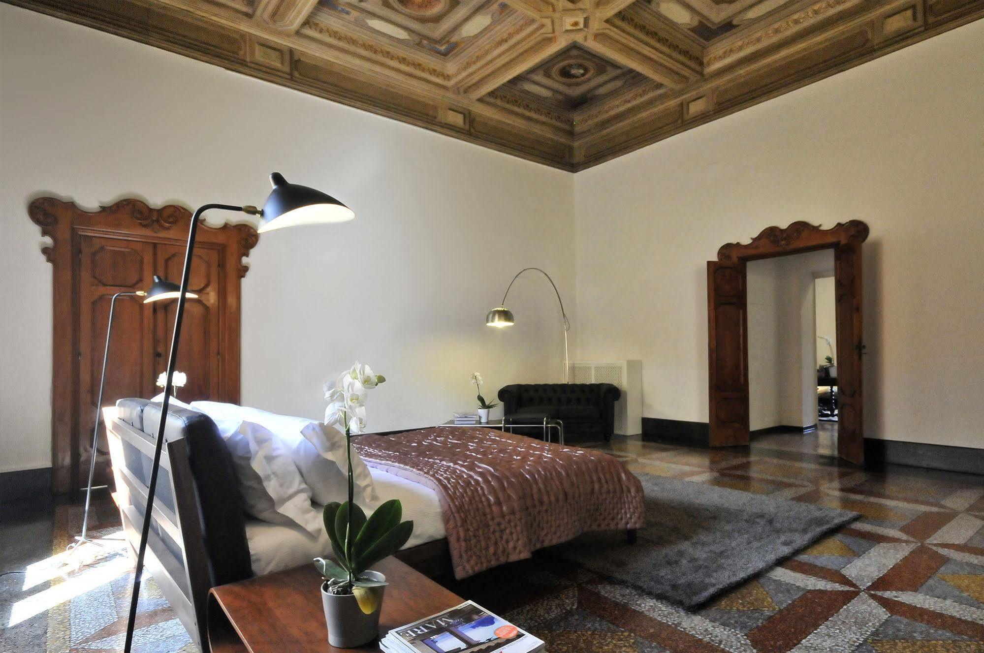 B&B Farini 26 Bologna Exterior photo